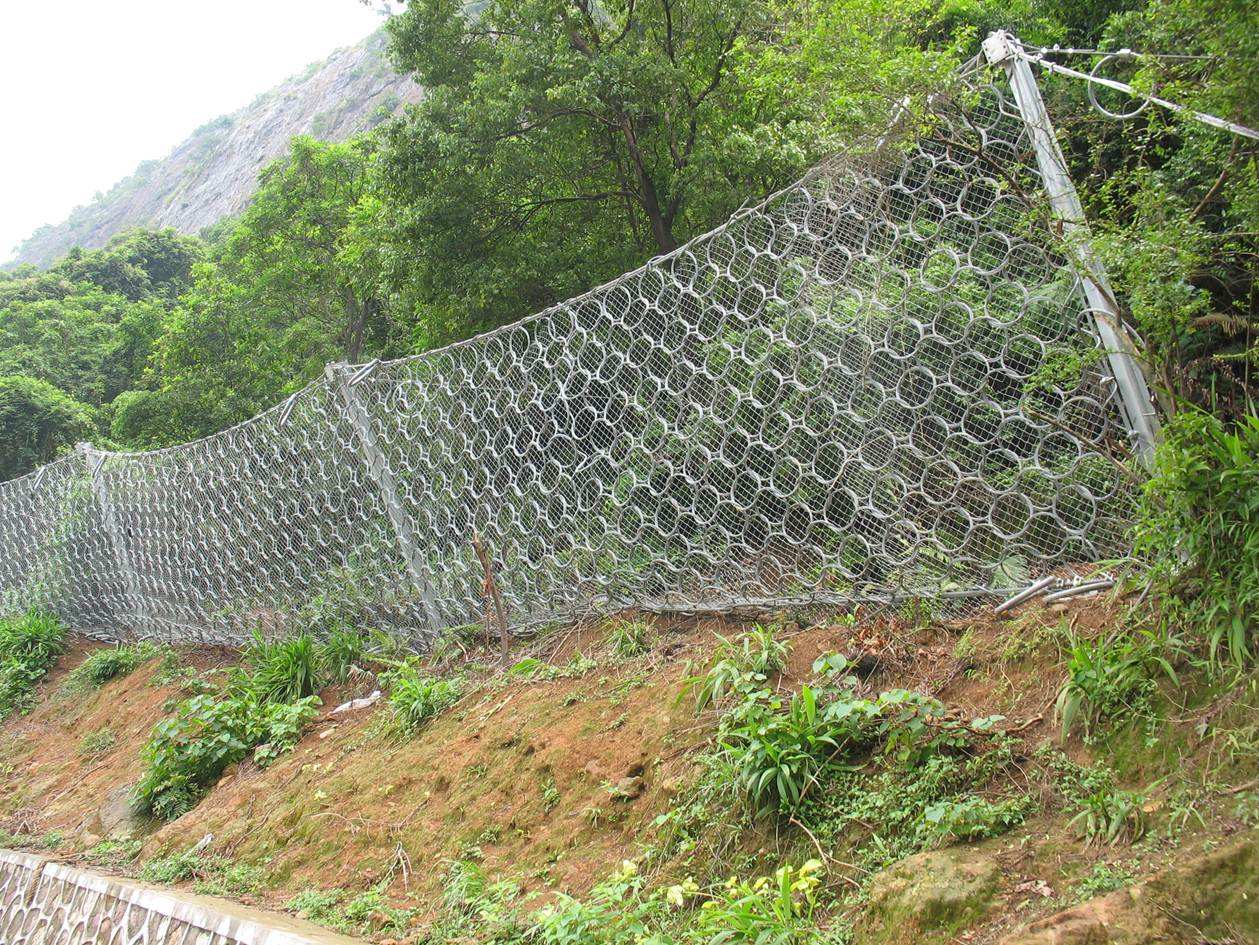 Rockfall Barrier